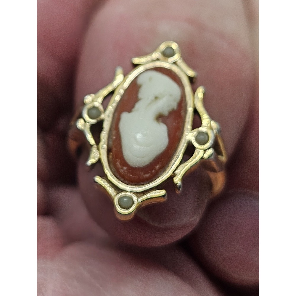 Vintage  "CAMEO" Oval with Faux Pearl Gold Tone Ring Adj.Size